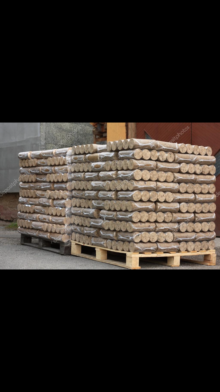 Briquetas de madera prensada – Pack 270 kg